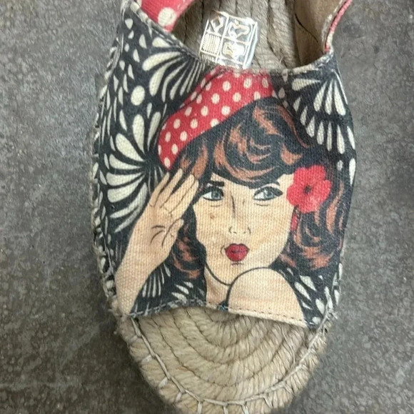 Sundias  espadrilles - Picture 2 of 9